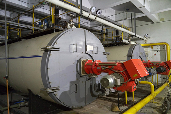High efficiency condensing oil boiler